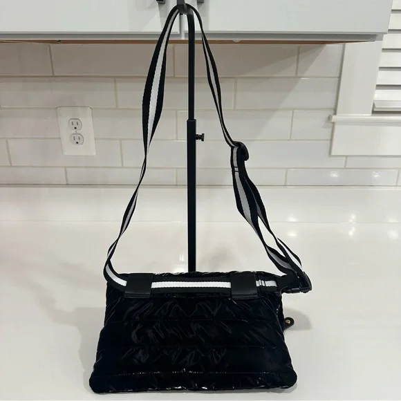 Sondra Roberts Squared Black Quilted Puffer Crossbody Bag w/Striped Strap NWOT - Picture 5 of 11